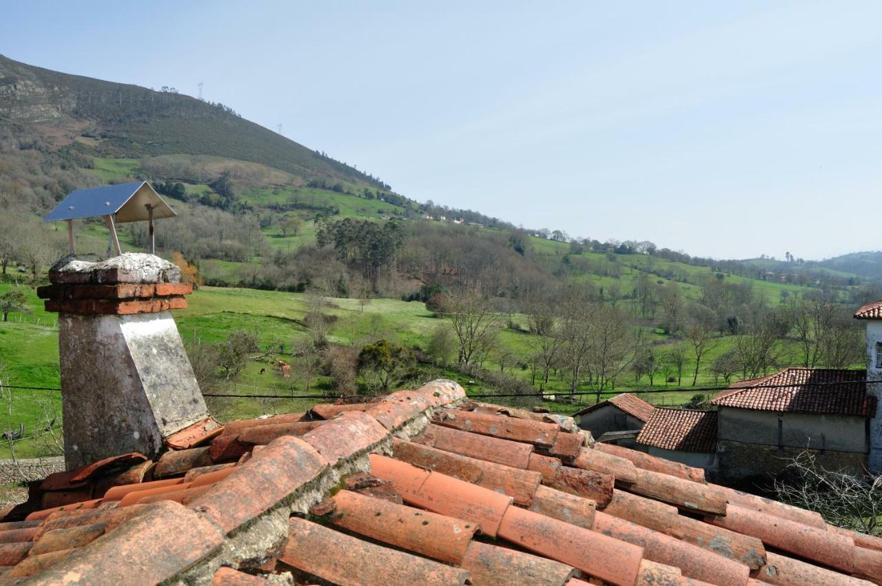 Miyares Casa Rural Exterior photo